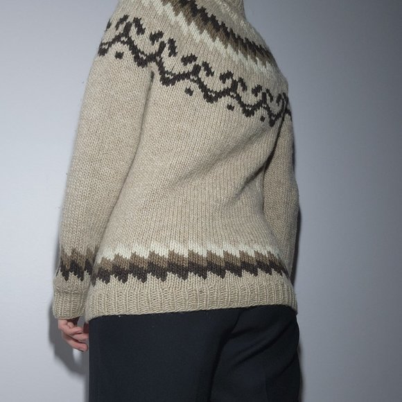 Vintage 90s neutral brown & cream turtleneck isle print chunky knit sweater - Picture 7 of 11